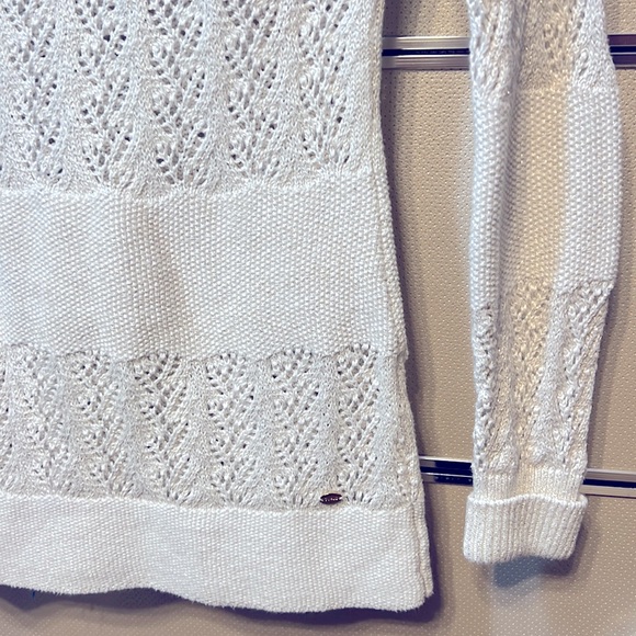 Guess Sweater - Picture 2 of 3